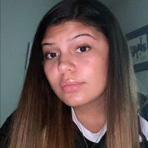 Meet your Posher, Ada